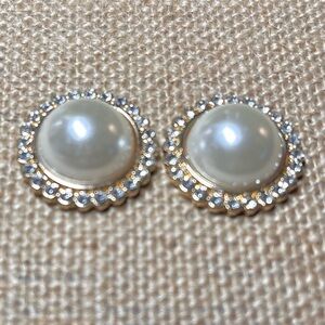 Classic Gold-tone Pearl Cabochon Post Pierced Earrings Clear Rhinestone Edging